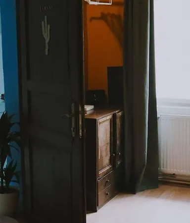 דירה Sahara With Shared Bathroom In Centre ברטיסלאבה