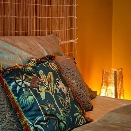 Sahara With Shared Bathroom In Centre * ברטיסלאבה