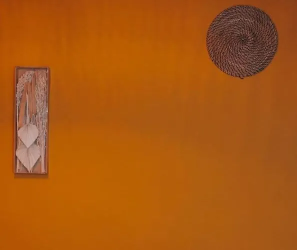 Sahara With Shared Bathroom In Centre * براتسيلافا