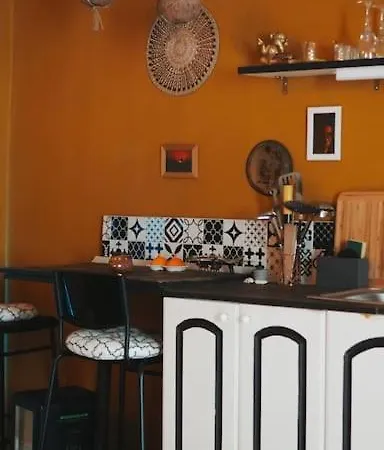 Sahara With Shared Bathroom In Centre * Братислава